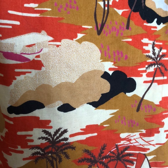 Festive Orange Hawaiian shirt - Picture 2 of 2